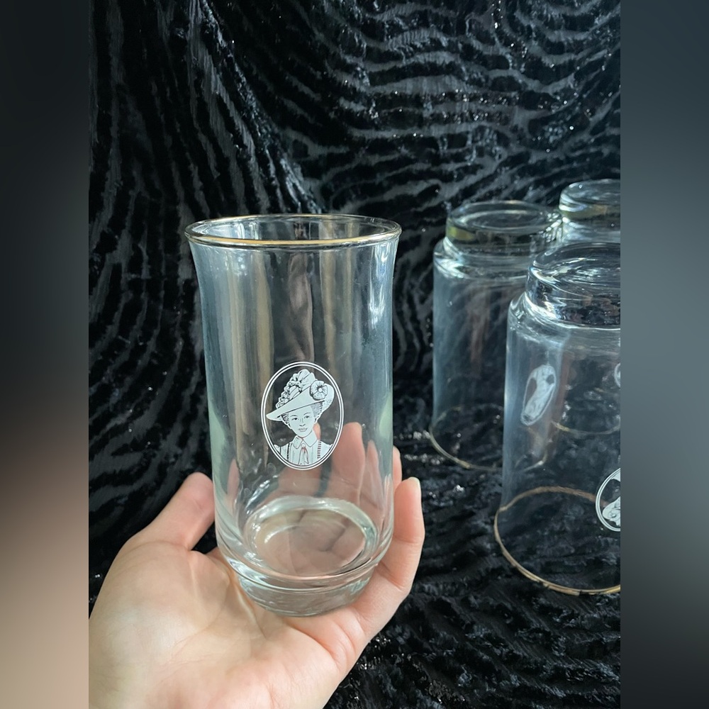 22k Gold Rimmed Elegant Clear Glasses Set of 5 - Picture 11 of 12